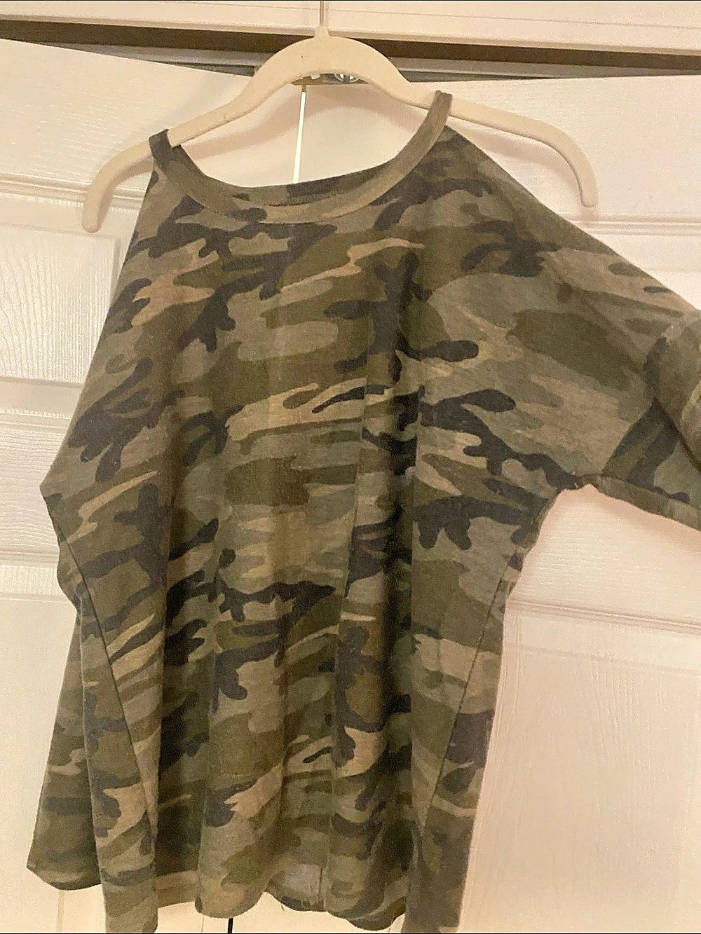 acemi Camo Short Sleeve Top in Green & Brown